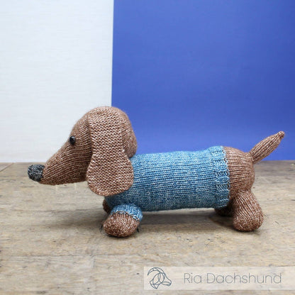 DIY Knitting Kit - Ria Dachshund | Blended Yarn | Knitted Toy | 30 cm