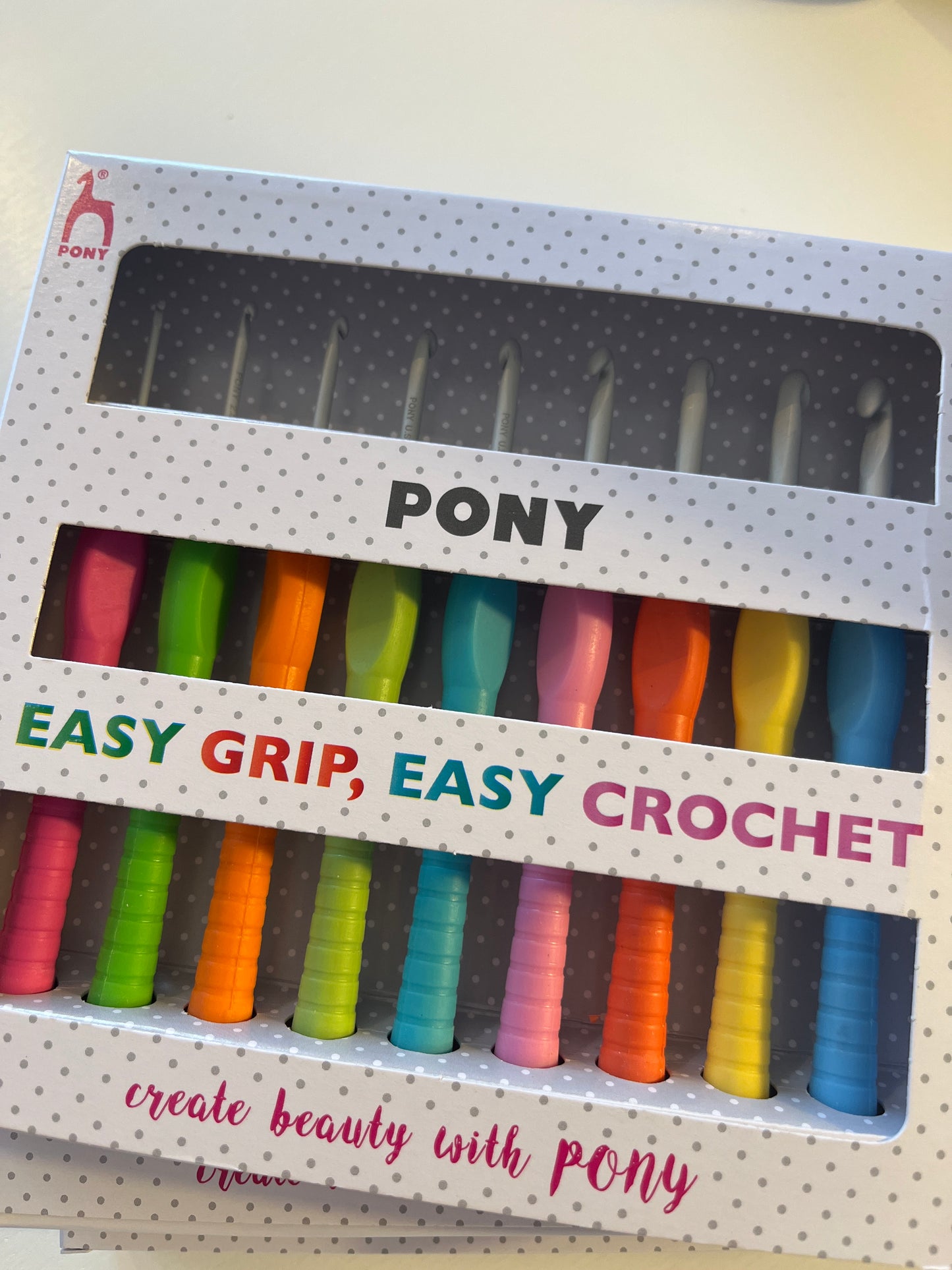 Pony Easy Grip Crochet Hook Set – Polka Dots (9 Sizes, 2–6mm)