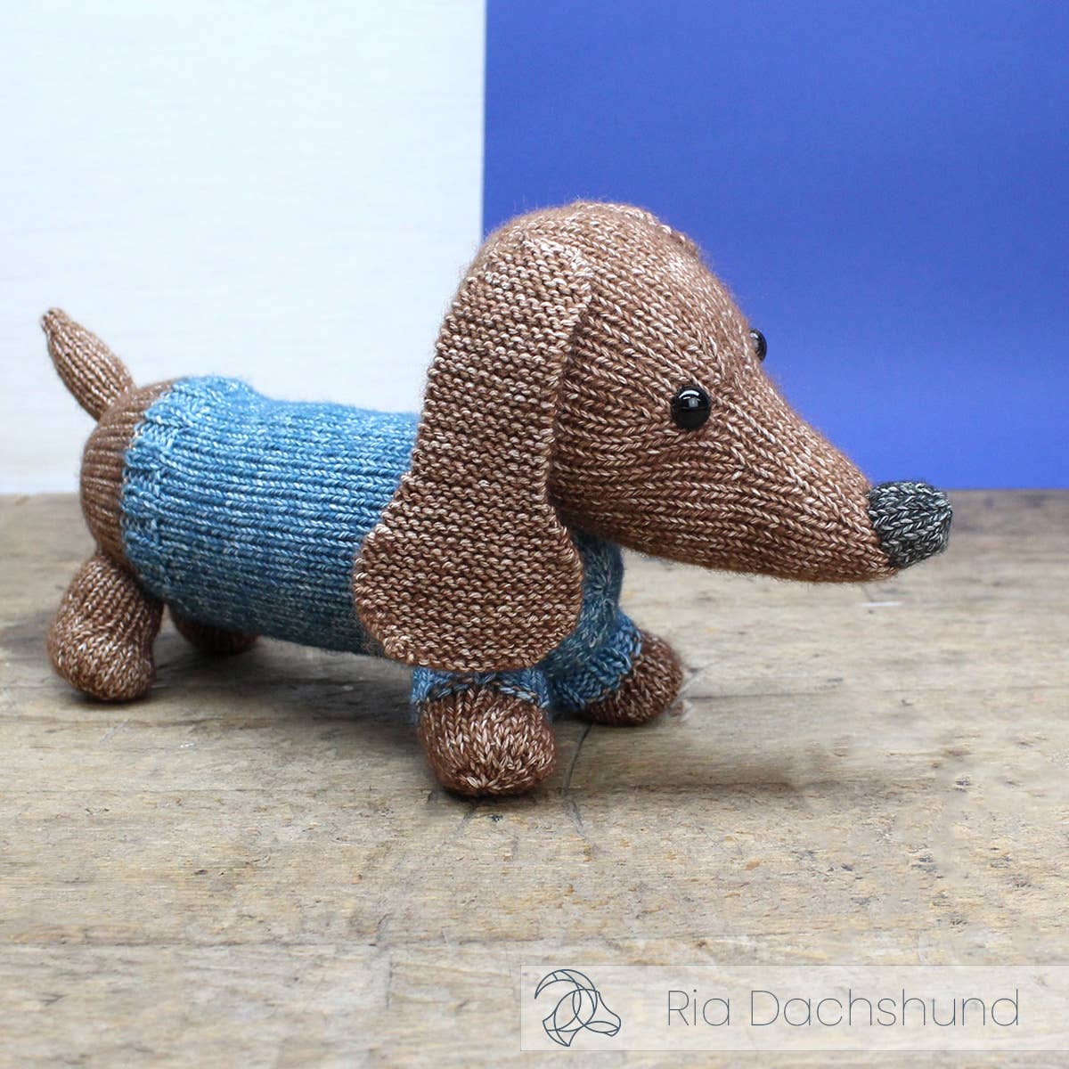 DIY Knitting Kit - Ria Dachshund | Blended Yarn | Knitted Toy | 30 cm
