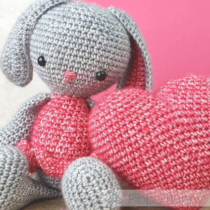 DIY Crochet Kit - Pippa Bunny with Heart | Blended Yarn | Amigurumi | 20 cm