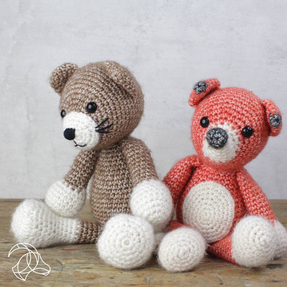 DIY Crochet Kit - Robbin Cat | Blended Yarn | Amigurumi | 20 cm