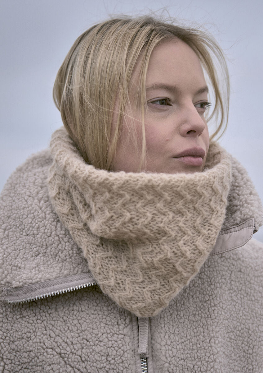 Shoal + Metton Knitting Pattern MIP10 | Uses Mode Alpaca Haze, 58% Alpaca 22% Wool 20% Polyamide | 25g / 212m Balls