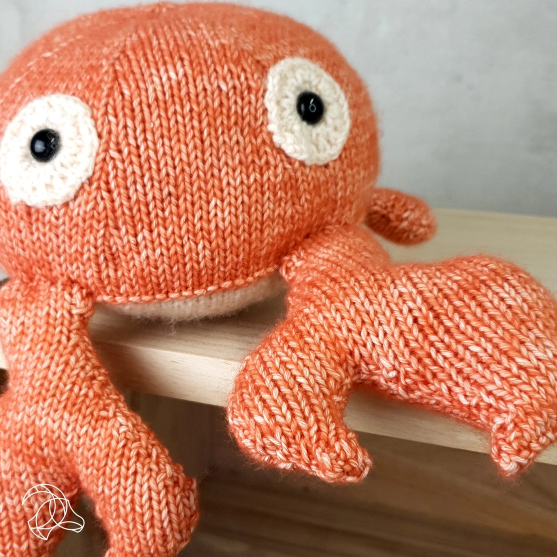 DIY Knitting Kit - Karel Crab | Blended Yarn | Knitted Toy | 25 cm