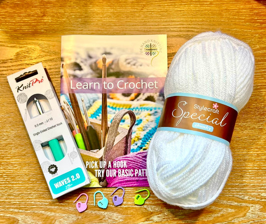 Stylecraft Learn to Crochet Set | Chunky Acrylic Yarn, Hook & Booklet | Beginner Kit