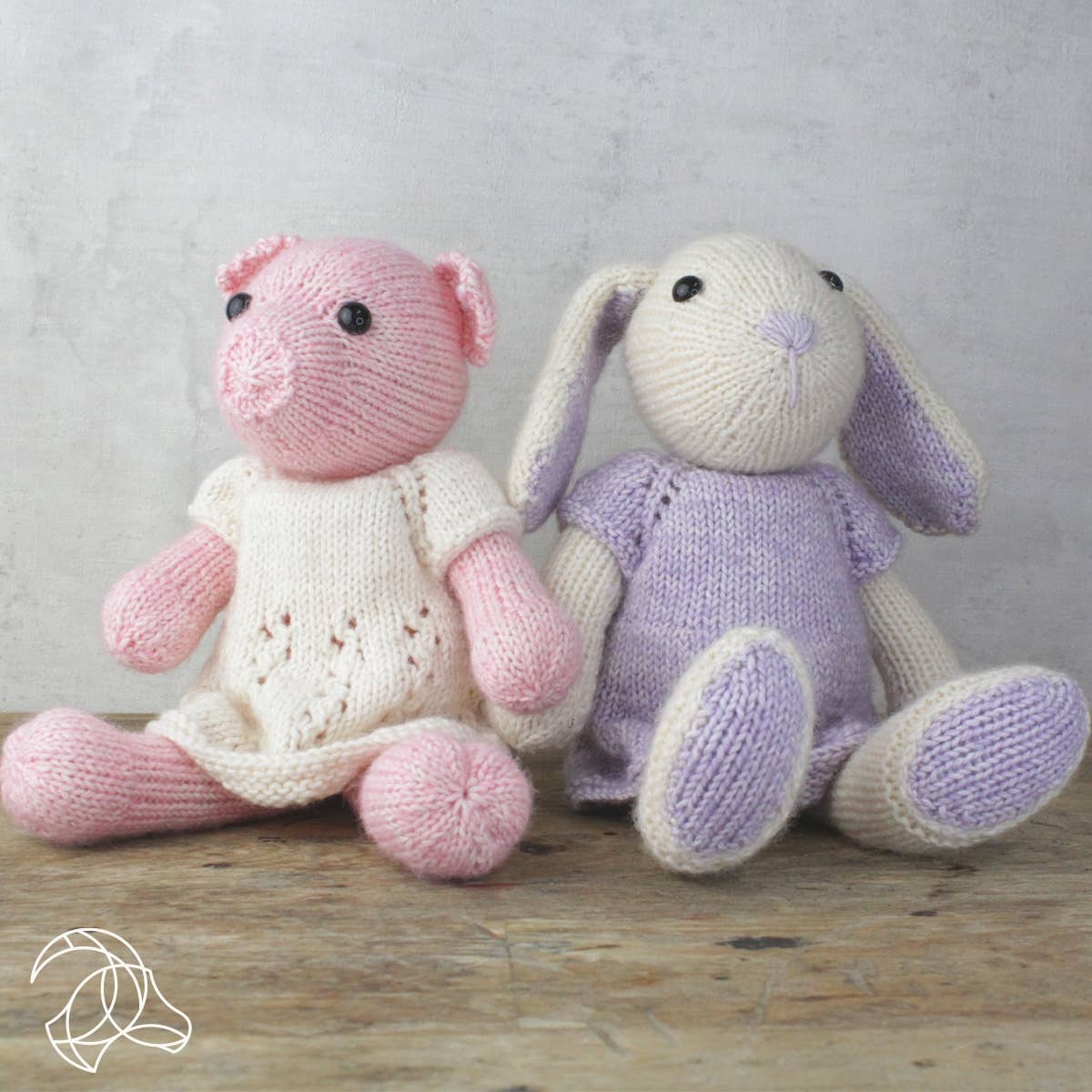 DIY Knitting Kit - Frida Piglet | Blended Yarn | Knitted Toy | 25 cm